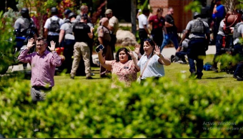 Tiroteo en la Universidad Estatal de la Florida: hay dos muertos, siete heridos y detuvieron al atacante