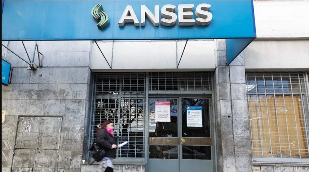 ANSES sorprendió a todos los pensionados con el calendario de pagos de mayo 2025