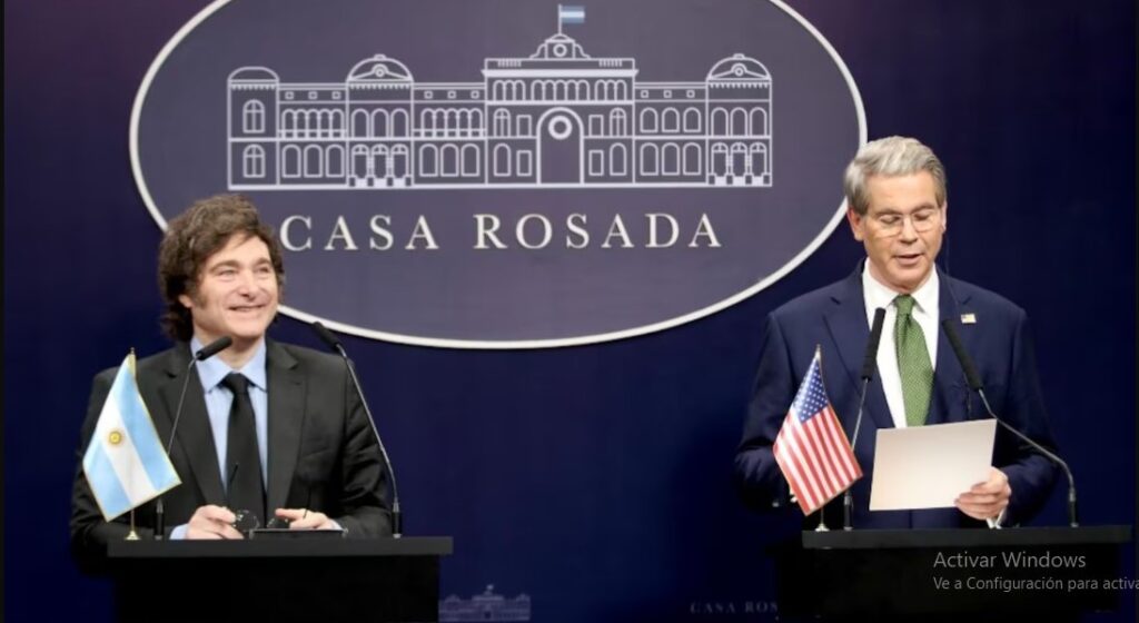 El Gobierno no solicitará un crédito del Tesoro de EE.UU. a menos que haya un faltante de dólares en el BCRA